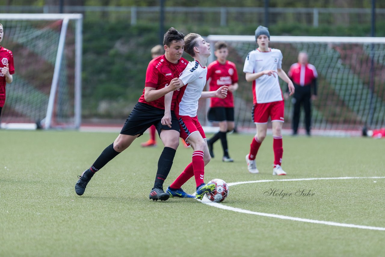 Bild 163 - mCJ Walddoerfer 2 - Farmsen 2 : Ergebnis: 3:1